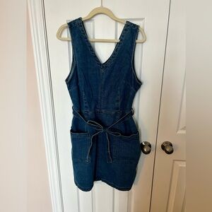 Belted denim dress with pockets